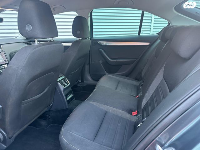 סקודה אוקטביה 