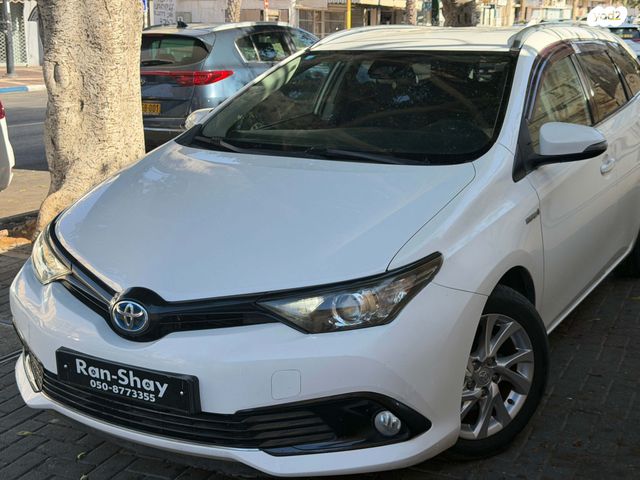 טויוטה אוריס