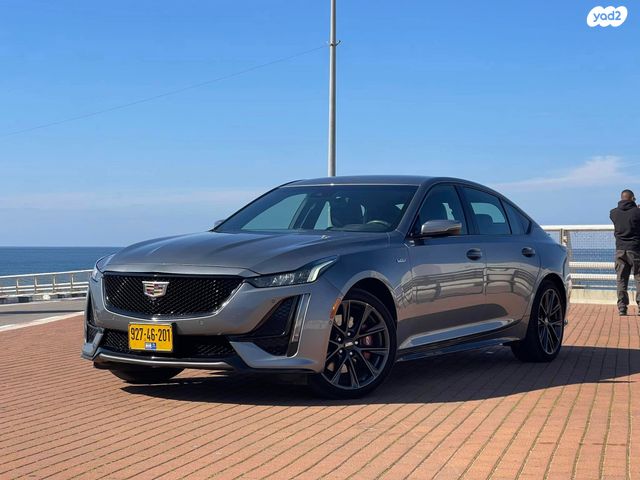 מודעת רכב קאדילק CT5