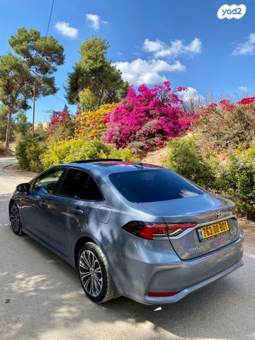 טויוטה קורולה