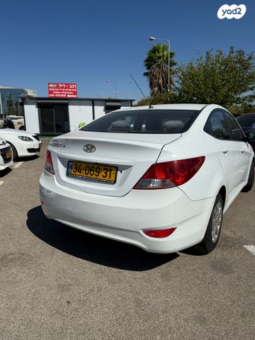 יונדאי אקסנט i25