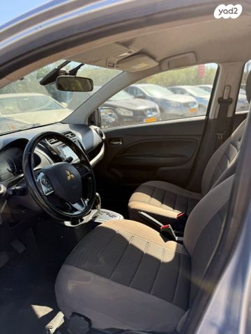 מיצובישי אטראז'