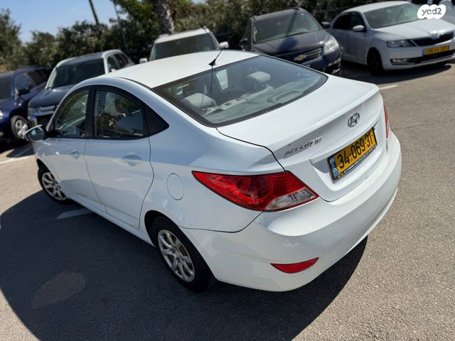 יונדאי אקסנט i25