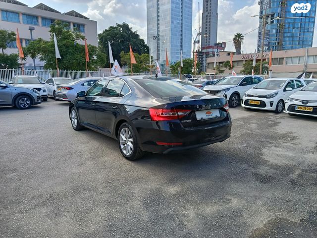 סקודה סופרב