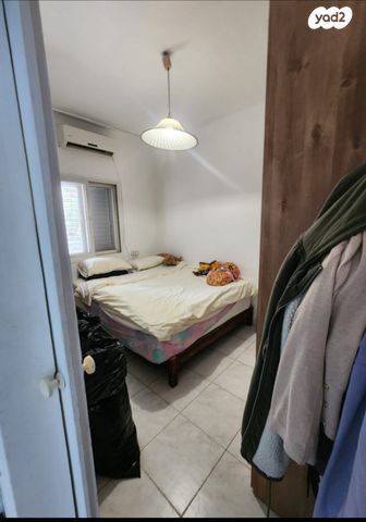 דירה, נווה יהושע 7, נווה יהושע, ערמונים, רמת גן