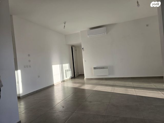 דירה, אדמונד סחייק 15, מלחה, מנחת, ירושלים