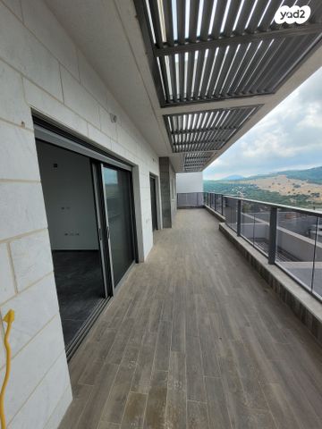 דו משפחתי, צורית 1, נוף האגם, מעלות תרשיחא