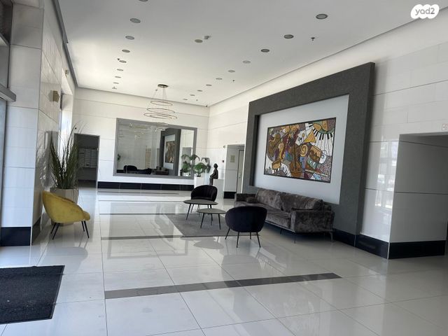 דירה, שלמה אלירז 1, רמב"ם, ראשון לציון