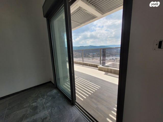 דו משפחתי, צורית 1, נוף האגם, מעלות תרשיחא