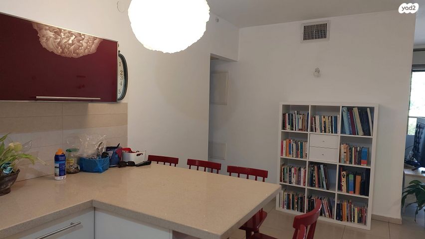 דירה, דבורה ברטונוב 7, קרית אילון, חולון