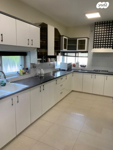 בית פרטי/ קוטג', סוסקין 18, עיר, מרכז העיר, נהריה