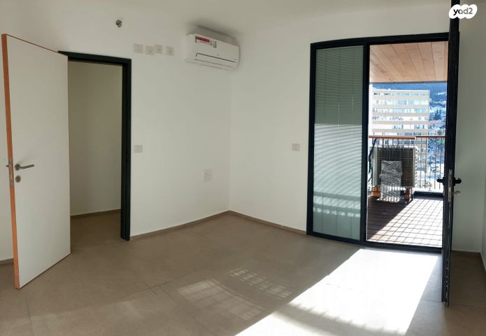 דירה, עין דור 11, שער פלמר, תחנת רכבת השמונה, חיפה