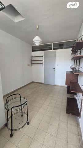 בית פרטי/ קוטג', משה שפירא 23, צפון מזרח מרכז העיר, נתניה