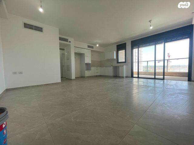 דירה, נופי בן שמן, לוד