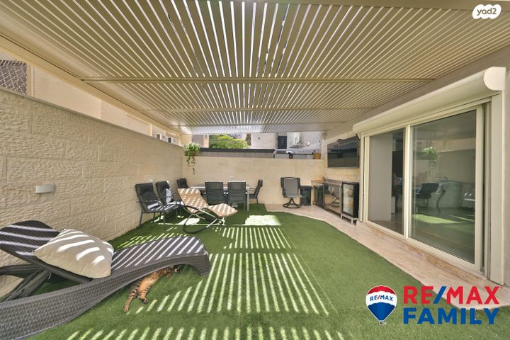 דו משפחתי, בנימין 2, מרכז העיר, סביניה, הוותיקה, קרית ביאליק