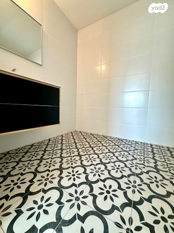 דירה, תרצה אתר, נווה זמר, רעננה