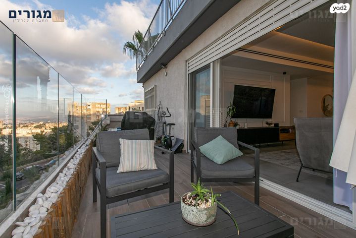 דירה, ארתור הנטקה, אחוזה, חיפה