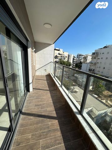 דירה, אורלנסקי, פתח תקווה