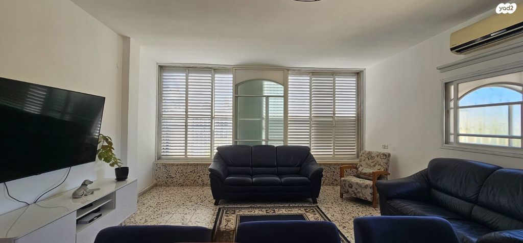 יחזקאל דנין 