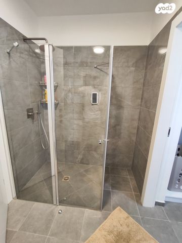 גג/ פנטהאוז, כרמי גת, קרית גת