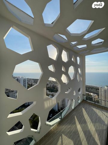 יציאת אירופה תש"ז 