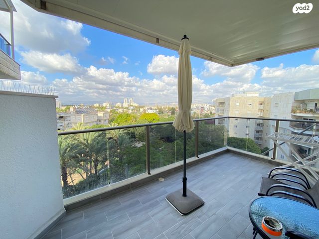 דירה, מנחם בגין, נווה גנים, קרית מוצקין