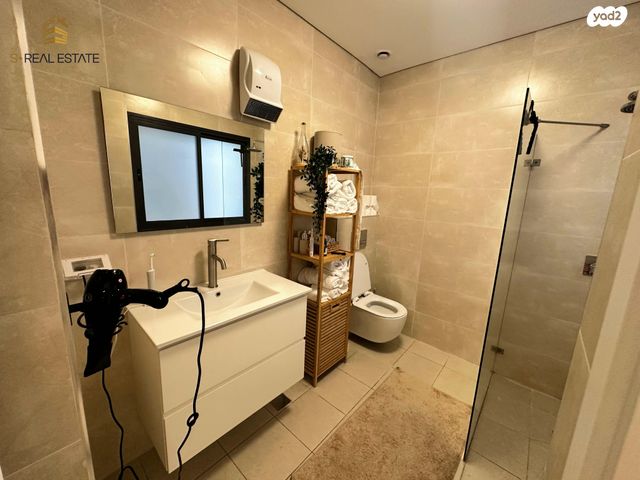 גג/ פנטהאוז, קטמונים, ירושלים