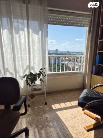 דירה, שער העליה, חיפה