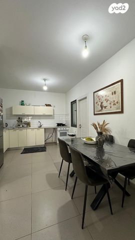 דירה, תאנה, החורש, חריש