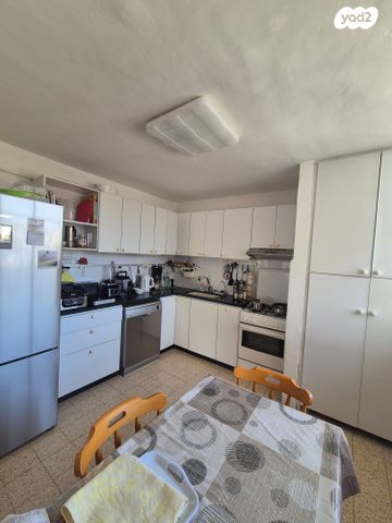 דירה, שער העליה, חיפה