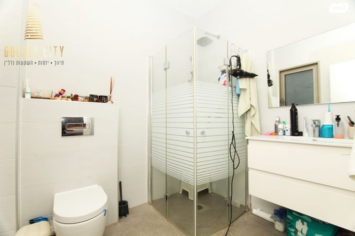 דירה, הרב קוק, נתניה