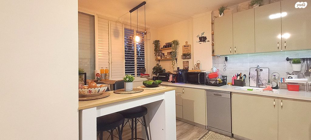 דירה, אצ"ל, נווה רם, שיכון מזרחי, רמת גן