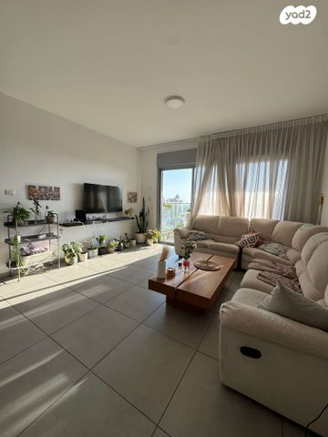 דירה, יצחק רגר 53, שכונה ב', באר שבע