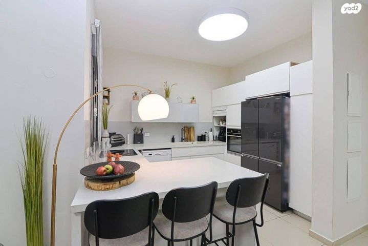 דירת גן, שניר 8, הפארק, חדרה