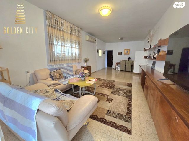 דירה, סמילנסקי 28, מרכז העיר דרום, נתניה