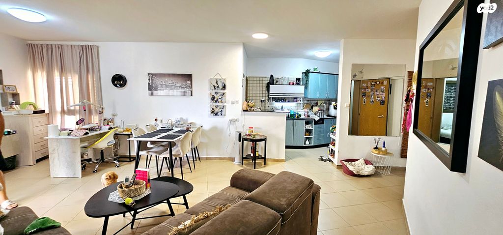 דירה, סרן דב, נווה זאב, נאות אילן, באר שבע