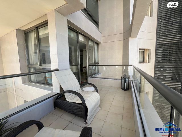 דירה, שדרות ניצה 26, צפון מערב מרכז העיר, נתניה