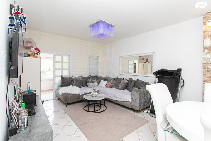 דירת גן, דרך צרפת, רמת שאול, חיפה