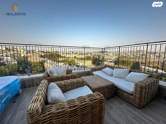 גג/ פנטהאוז, קטמונים, ירושלים