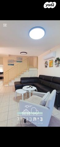 דו משפחתי, האלון, גבעת ארזים, שלומי