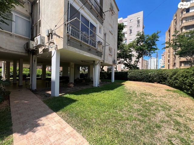 דירה, הרב קוק, נתניה