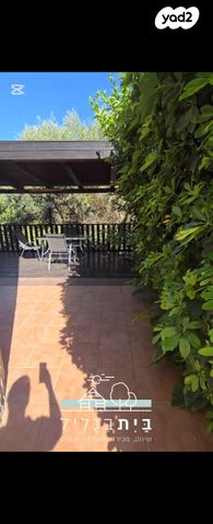 דו משפחתי, האלון, גבעת ארזים, שלומי