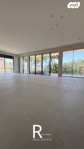 דירה, קרית יערים, רמת השרון