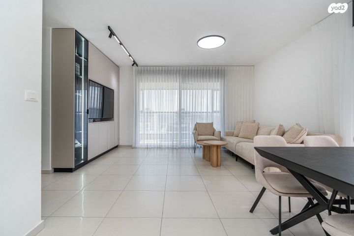 דירה, לבונה, אור ים, אור עקיבא