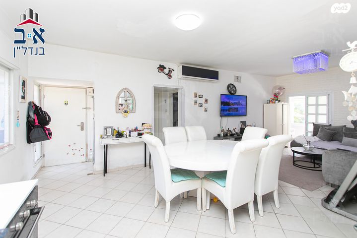 דירת גן, דרך צרפת, רמת שאול, חיפה