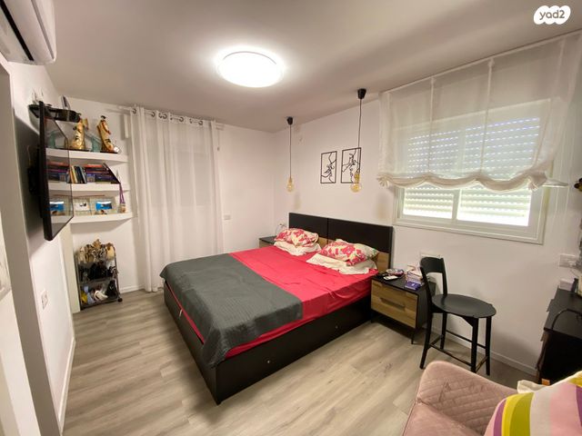 דירה, מנחם בגין 18, נווה גנים, קרית מוצקין