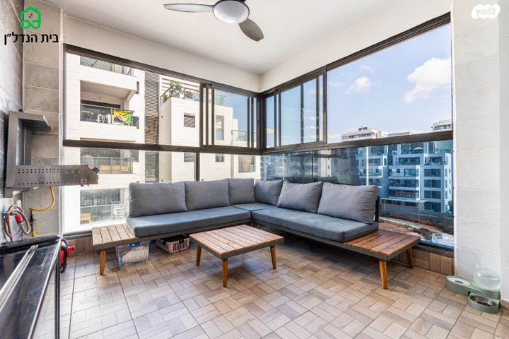 דירה, לבונה, אור ים, אור עקיבא