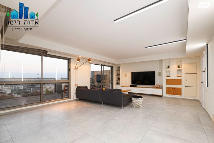 גג/ פנטהאוז, אגוז, פסגת אונו, קרית אונו