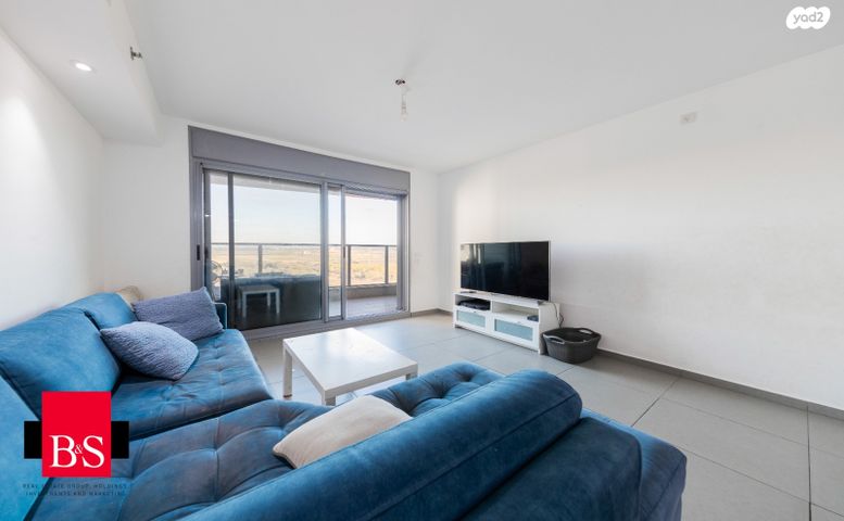 שדרות טום לנטוס 71