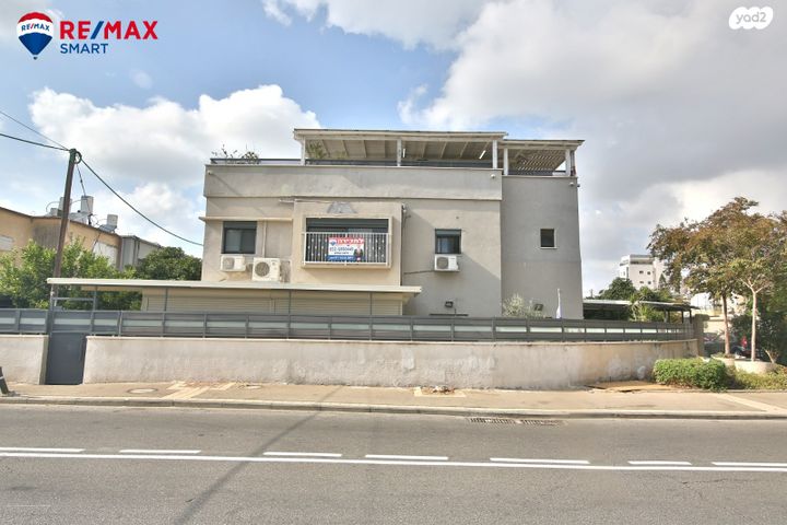 גג/ פנטהאוז, הפלוגות, קרית חיים מזרחית, חיפה